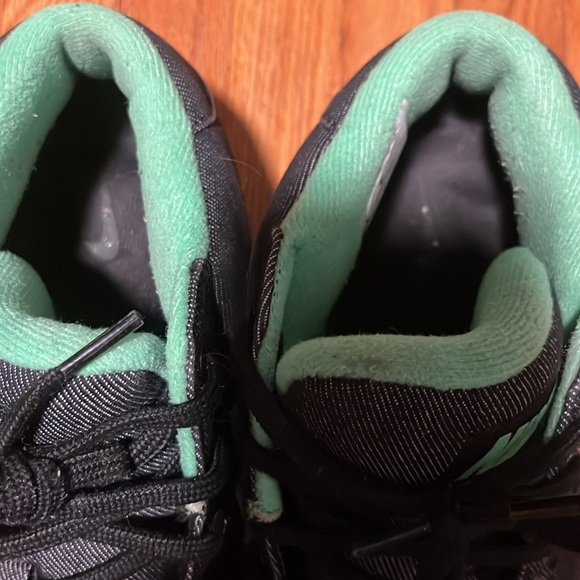 Men’s low rise Nike sneakers sz 12 - Picture 10 of 10